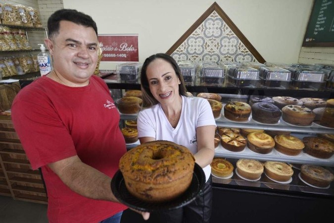 Bolo de Chocolate Simples e Fácil - Comidinhas do Chef