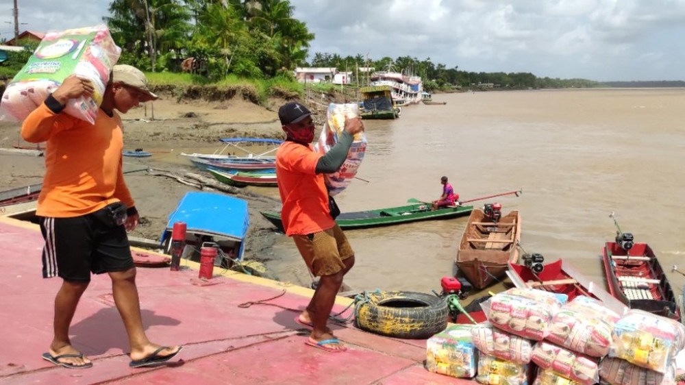 Avanço do mar saliniza rio Amazonas e deixa comunidades em estado de emergência