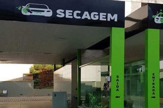 Dono de lava-jato recebeu a primeira sentença que o condena a pagar mais de R$ 37 mil a uma ex-funcionária - (crédito: Alysson Lisboa/Divulgação ) Dono de lava-jato recebeu a primeira sentença que o condena a pagar mais de R$ 37 mil a uma ex-funcionária - (crédito: Alysson Lisboa/Divulgação )