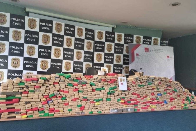 Droga apreendida em Santa Maria está avaliada em R$ 5 milhões - (crédito: Darcianne Diogo/CB/DA.Press) Droga apreendida em Santa Maria está avaliada em R$ 5 milhões - (crédito: Darcianne Diogo/CB/DA.Press)