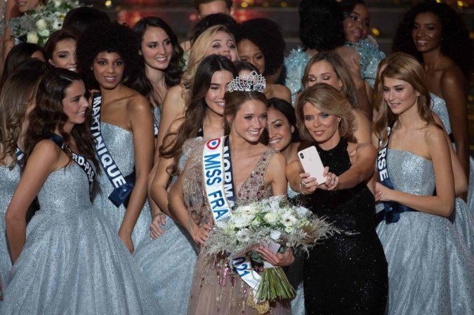 Concurso existe há 101 anos e tem braços em territórios ultramarinos, como a Martinica e a Guiana Francesa -  (crédito: LOIC VENANCE /AFP)