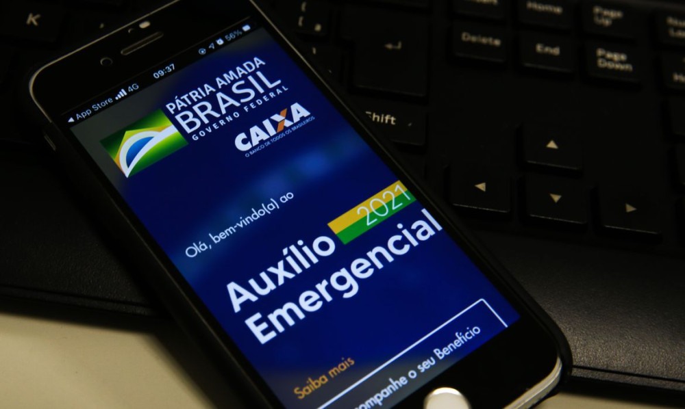 Caixa paga hoje auxílio emergencial a nascidos em abril e maio