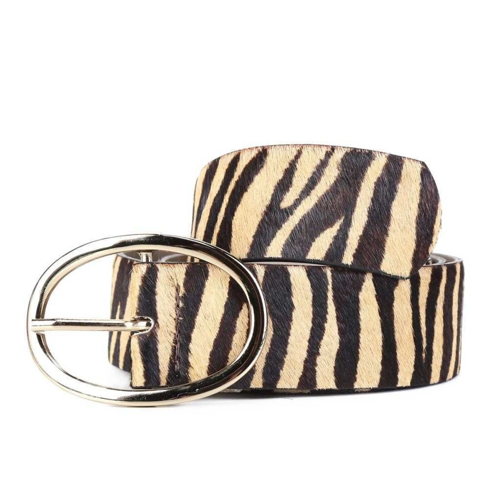 Cinto Couro, fivela oval, da Shoestock (R$ 119,90)