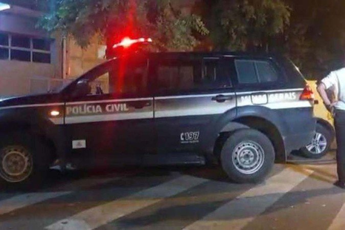 A mãe da criança foi presa na noite de segunda-feira (25/10), em Valadares -  (crédito: Reprodução de vídeo de Roberto Higino)