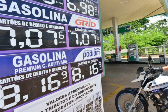 Litro da gasolina custa R$ 11,56 no interior do Acre