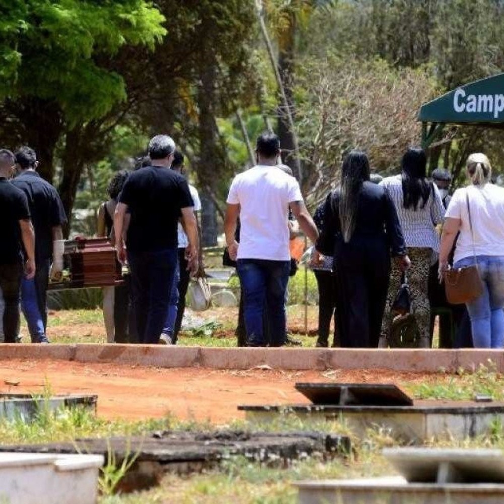 Dia de Finados terá alterações no trânsito próximo a cemitérios –  Departamento de Trânsito