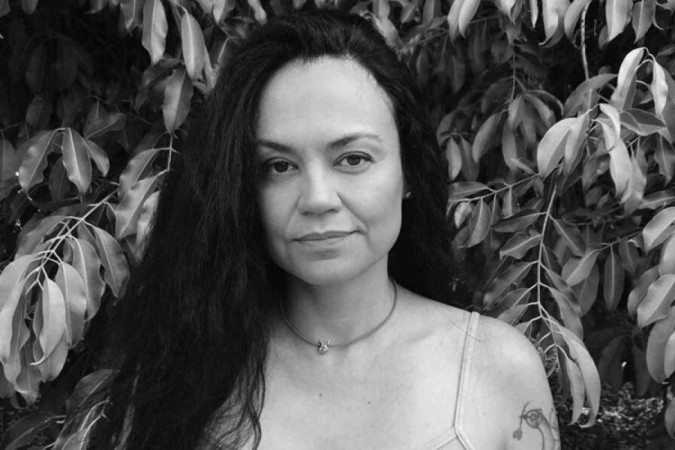 A escritora Paulliny Tort - (crédito: Arquivo pessoal) A escritora Paulliny Tort - (crédito: Arquivo pessoal)