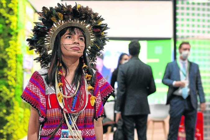 Walelasoetxeige Paiter Bandeira Suruí discursou diante de mais de 120 líderes globais - (crédito: Min. do meio ambiente/Divulgação) Walelasoetxeige Paiter Bandeira Suruí discursou diante de mais de 120 líderes globais - (crédito: Min. do meio ambiente/Divulgação)