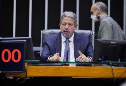 A votação desnudou as contradições existentes nas bancadas dos principais partidos de oposição -  (crédito: Pablo Valadares/Câmara dos Deputados)