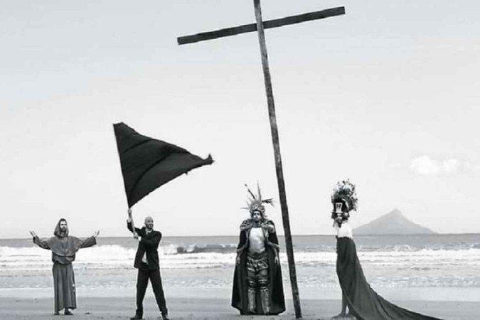 Cena de Terra em Transe (1967), de Glauber Rocha 