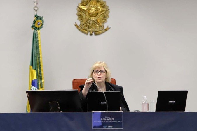Ministra decidiu que nenhum recurso indicado por parlamentares via emendas de relator seja liberado até que o plenário da Corte se manifeste - (crédito: Rosinei Coutinho/SCO/STF) Ministra decidiu que nenhum recurso indicado por parlamentares via emendas de relator seja liberado até que o plenário da Corte se manifeste - (crédito: Rosinei Coutinho/SCO/STF)