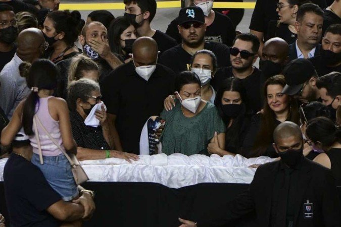 Enterro da cantora Marília Mendonça em Goiânia- Parque  memorial de Goiânia