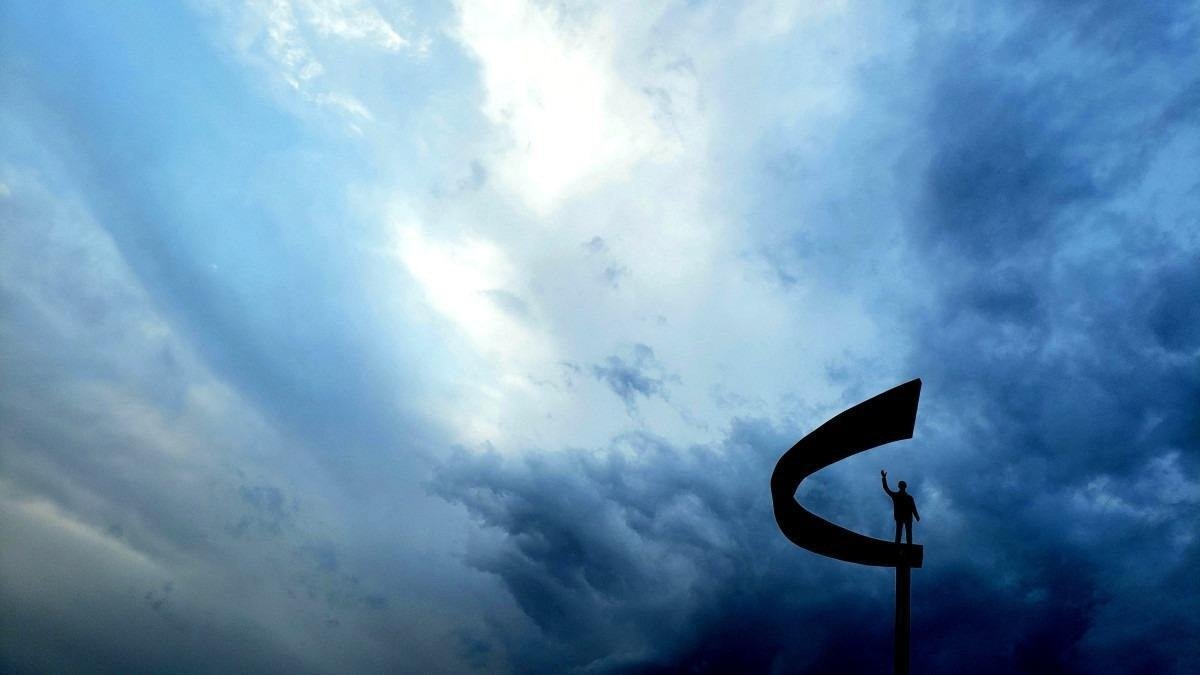 Fim de semana é marcado por tempo instável, nublado e chances de chuva