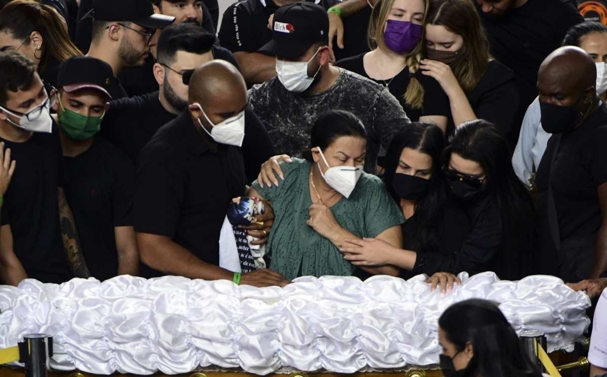 Enterro da cantora Marília Mendonça em Goiânia- Parque  memorial de Goiânia