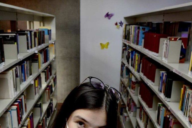  08/11/2021 Crédito: Marcelo Ferreira/CB/D.A Press. Brasil. Brasilia - DF Caderno especial do Enem, matéria sobre a escolha de cursos concorridos no Enem. Estudante  Georgia Portilho no Colégio Sigma, na unidade da 910 Norte.