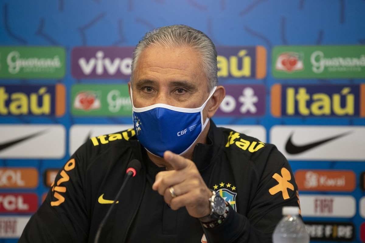 Tite convida criança hostilizada por santistas para ver jogo do Brasil