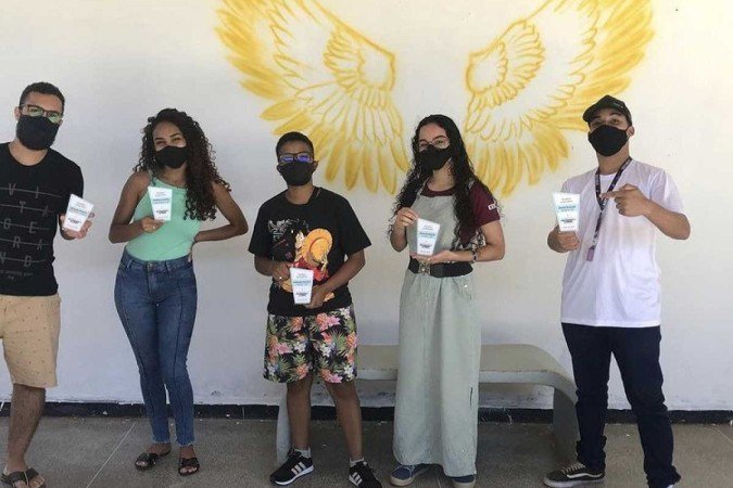 Em agosto, a CED 11 entregou troféus aos primeiros aprovados pelo PAS - (crédito: Arquivo pessoal) Em agosto, a CED 11 entregou troféus aos primeiros aprovados pelo PAS - (crédito: Arquivo pessoal)
