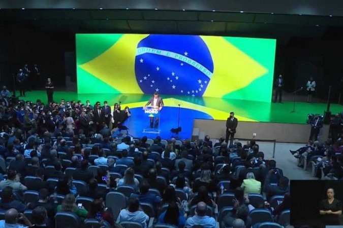 (crédito: Reprodução/YouTube) (crédito: Reprodução/YouTube)