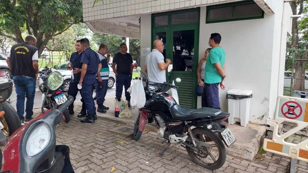 Sem pagamento, vigilantes entram no segundo dia consecutivo de greve