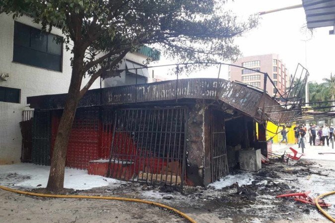 Segundo o Corpo de Bombeiros Militar do DF (CBMDF), houve um incêndio na estrutura, com vazamento de gás - (crédito: Marcelo Ferreira/CB/D.A.Press) Segundo o Corpo de Bombeiros Militar do DF (CBMDF), houve um incêndio na estrutura, com vazamento de gás - (crédito: Marcelo Ferreira/CB/D.A.Press)