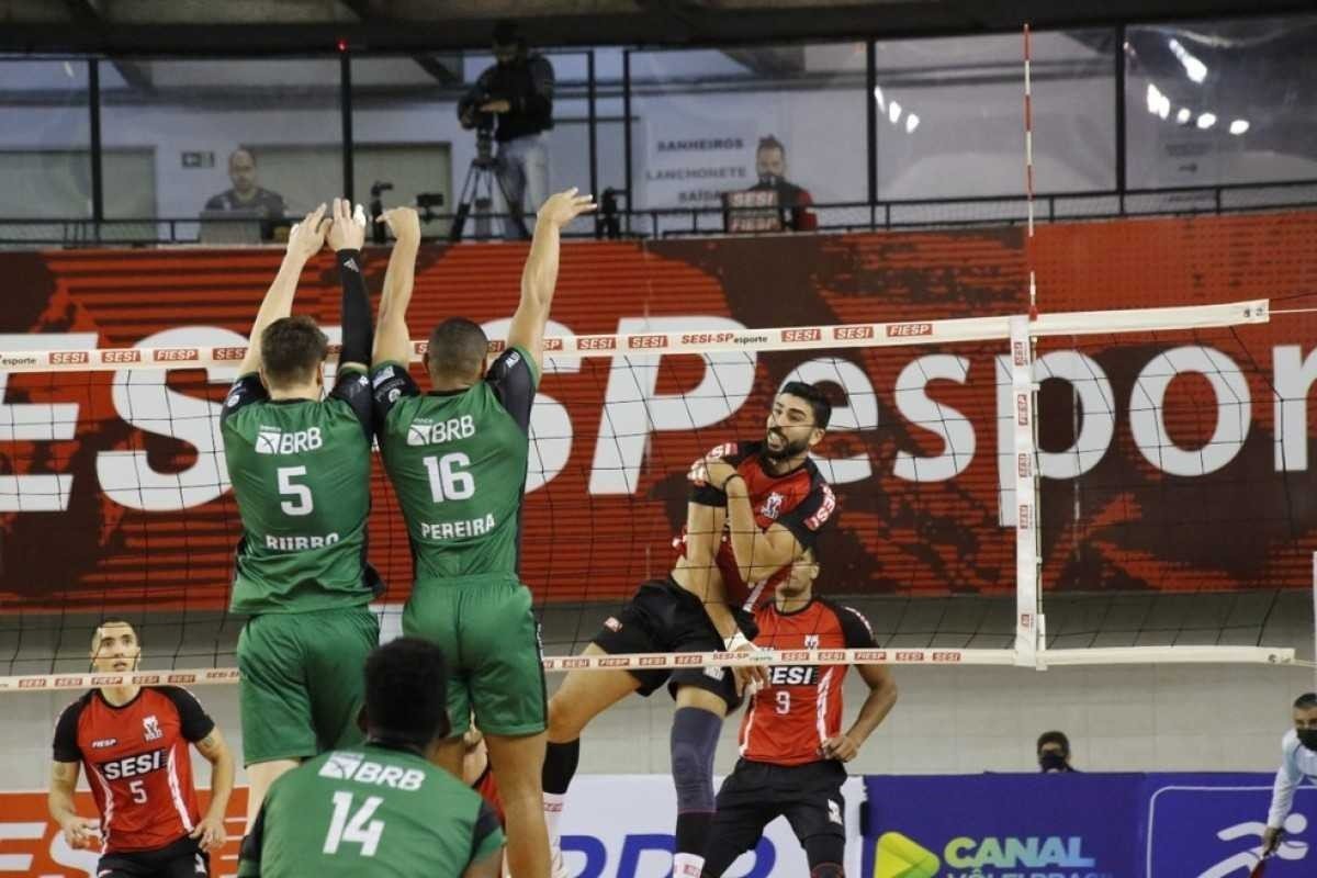 Brasília derrotado pelo líder da Superliga