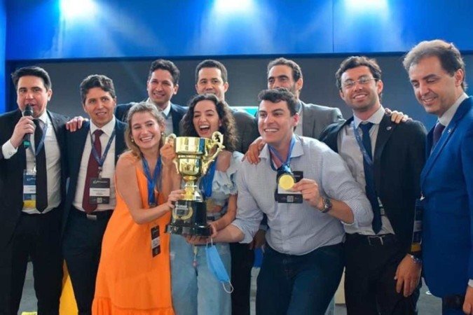 2021. Crédito: CBCP/Divulgação. Coluna 360º. Conquista do Hospital Daher, no 57o Congresso Brasileiro de Cirurgia Plástica.