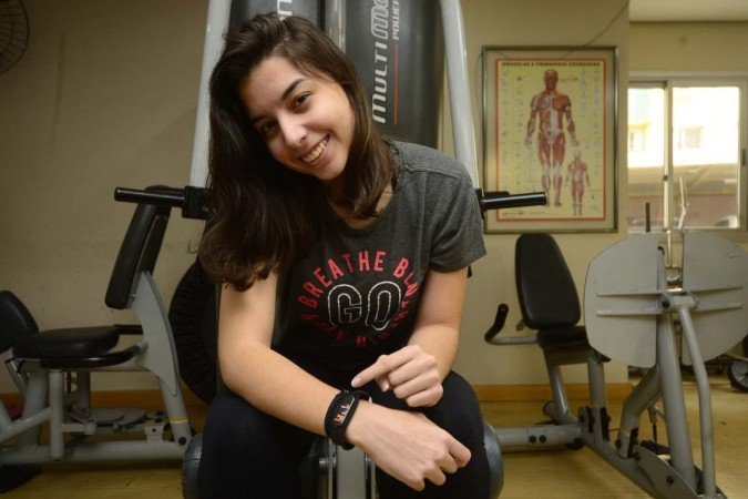 Marina Borges não se separa do seu smartwatch: monitoramento de exercícios, calorias e até qualidade do sono - (crédito: Marcelo Ferreira/CB/D.A.Press) Marina Borges não se separa do seu smartwatch: monitoramento de exercícios, calorias e até qualidade do sono - (crédito: Marcelo Ferreira/CB/D.A.Press)
