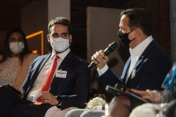 Eduardo Leite e João Doria travam queda de braço pela pré-candidatura tucana ao Planalto - (crédito: Felipe Dalla Valle/Palácio Piratini) Eduardo Leite e João Doria travam queda de braço pela pré-candidatura tucana ao Planalto - (crédito: Felipe Dalla Valle/Palácio Piratini)