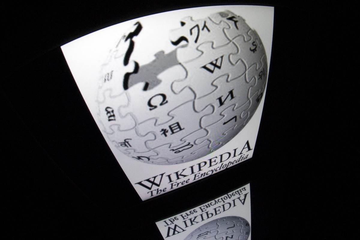 'Guerreiros' da Wikipedia batalham contra desinformação, sexismo e nazistas