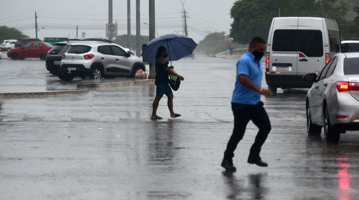 Inmet alerta risco de chuvas intensas a partir desta segunda-feira no DF