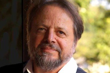 Cristóvão Tezza é um dos 10 finalista do 'Prêmio oceanos de literatura' de 2021 - (crédito: Divulgação) Cristóvão Tezza é um dos 10 finalista do 'Prêmio oceanos de literatura' de 2021 - (crédito: Divulgação)