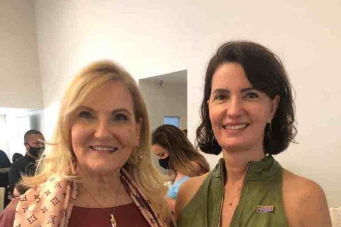  30/08/2021. Credito:Samanta Sallum/Capital s/a. Hamilton Mourão e a filha Renata Mourão- Em almoço-debate com um grupo de lideranças femininas do setor produtivo, em Brasília, o vice-presidente, general Hamilton Mourão-Ivonice Campos e Sandra Rodrigues
      