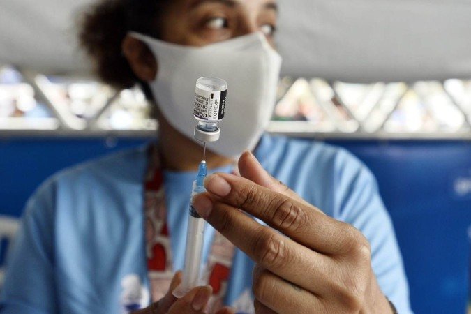  20/11/2021 Crédito: Minervino Júnior/CB/D.A Press. Brasil.  Brasilia - DF. Dia D da vacinação contra a Covid 19, tenda montada na Feira dos Importados.