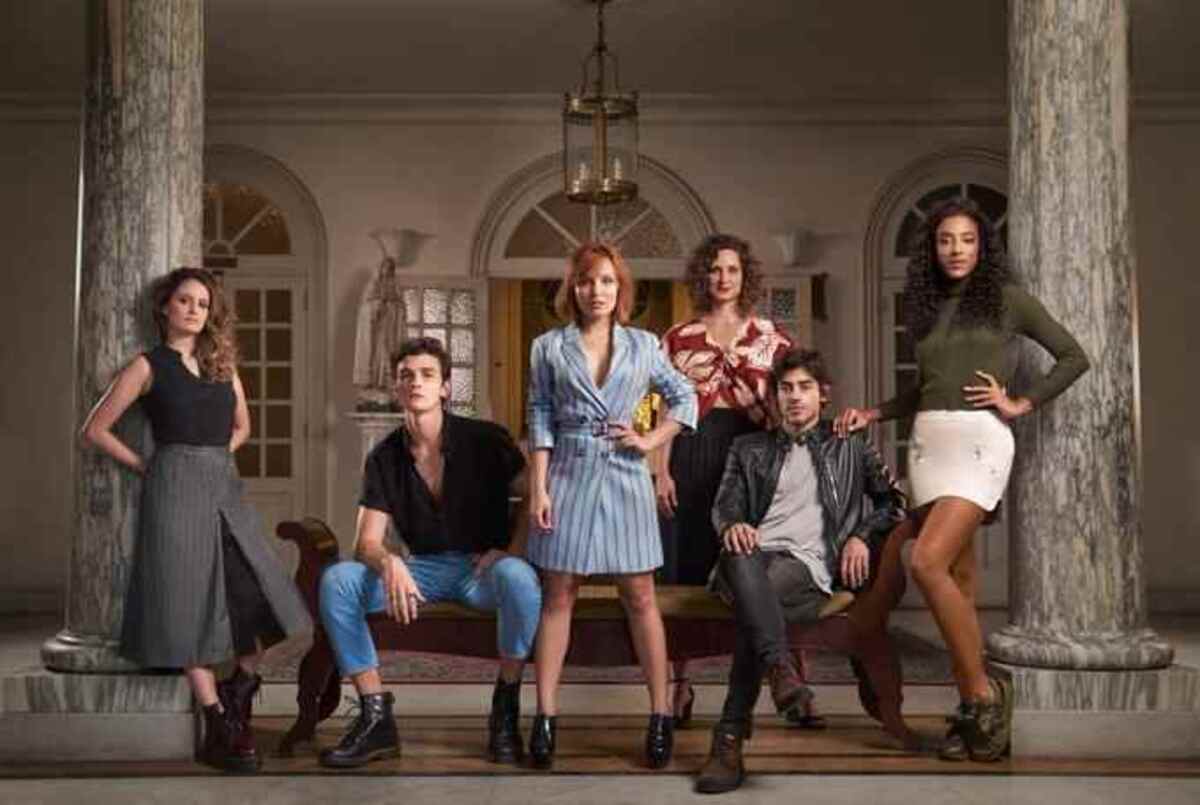 Novo filme da Netflix com Larissa Manoela ganha primeiro trailer