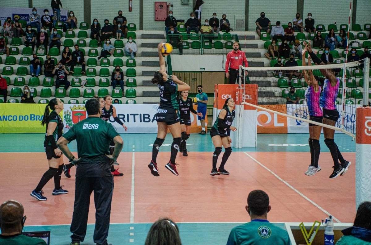 Brasília Vôlei viaja a Barueri para mais um desafio na Superliga Feminina