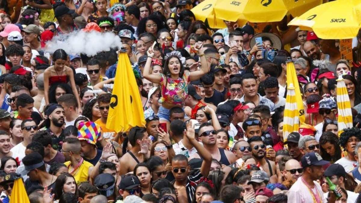 ‘Arte fato’ tem programação especial sobre o carnaval nesta terça (22)