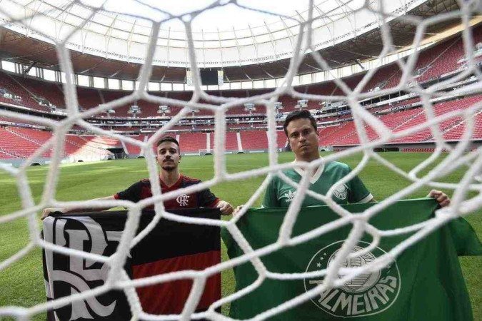 Torcedores do DF encaram mais de 2.900km para acompanhar Palmeiras e Flamengo no Uruguai
