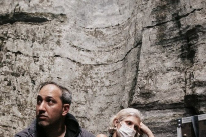 A diretora Cibele Amaral, ao lado do produtor Patrick de Jongh