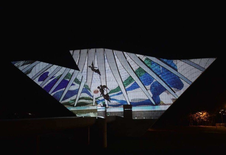  25/11/2021 CrÃ©dito: Minervino JÃºnior/CB/D.A Press. Brasil.  Brasilia - DF. BrasÃ­lia Museu a cÃ©u Aberto. ProjeÃ§Ã£o de fotos histÃ³ricas no PanteÃ£o da PÃ¡tria.