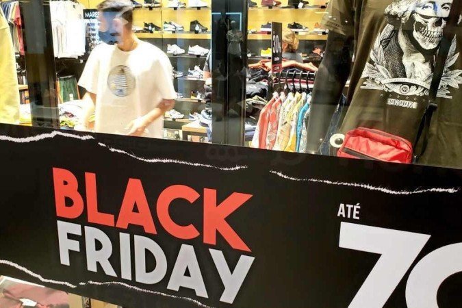 Black Friday e comemorações de fim de ano costumam aquecer as vendas, mas sentimento entre empresários do comércio é de pessimismo generalizado - (crédito: Carlos Vieira/CB) Black Friday e comemorações de fim de ano costumam aquecer as vendas, mas sentimento entre empresários do comércio é de pessimismo generalizado - (crédito: Carlos Vieira/CB)