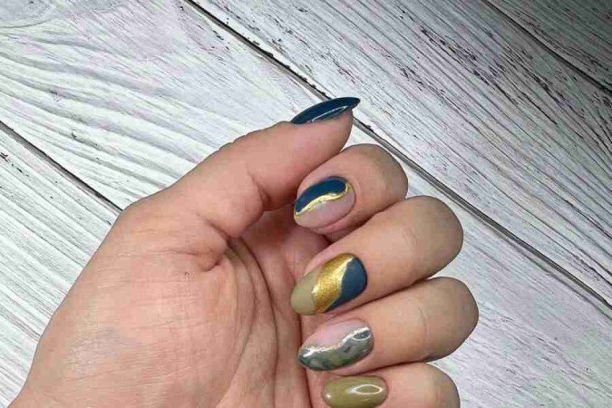 Há uma infinidade de opções de esmaltação em gel com a técnica de manicure russa