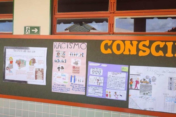 Exposição do Dia da Consciência Negra no CED 1 da Estrutural 