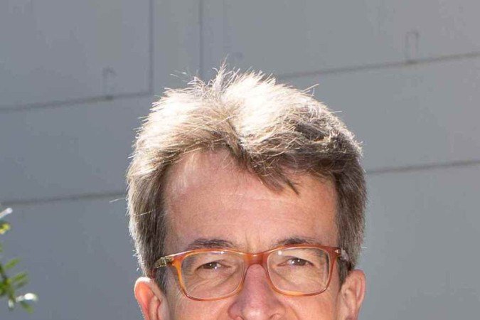 Wolfgang Preiser, diretor do Departamento de Virologia Médica da Universidade Stellenbosch, em Cidade do Cabo
