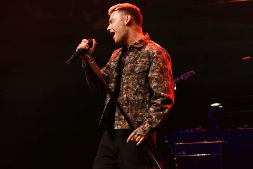 Ex-One Direction Liam Payne canta em festa de 15 anos em Goiânia