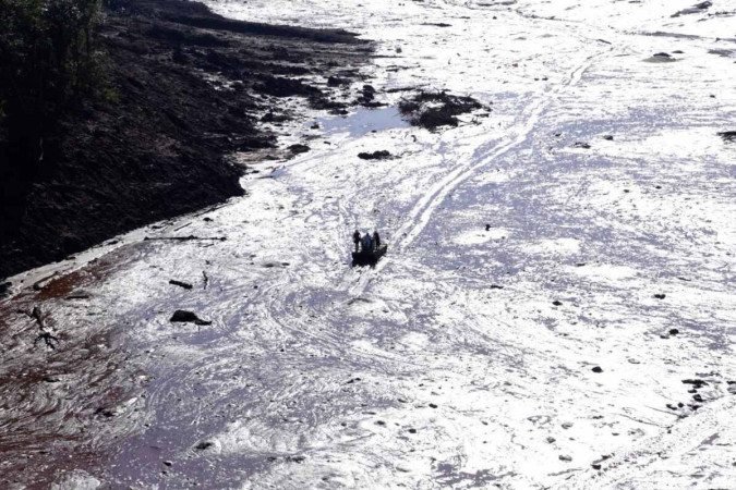 Rastro de destruição: o cenário do longa-metragem Lavra