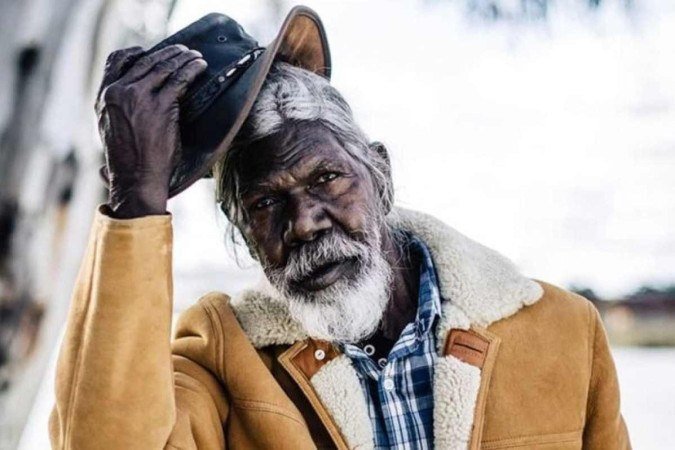 O ator australiano David Gulpilil morre aos 68 anos, após luta contra câncer de pulmão -  (crédito: Visit Films/ABCG Film / Divulgação)