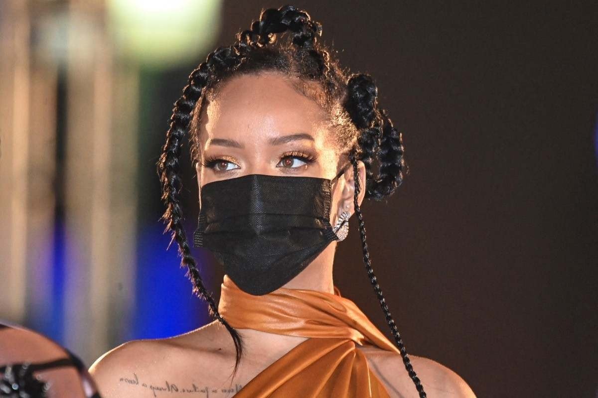 Rihanna é declarada heroína nacional de Barbados