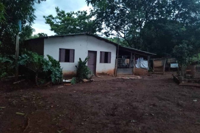 Casa onde Wanderson Mota matou a companheira e a enteada, no último domingo