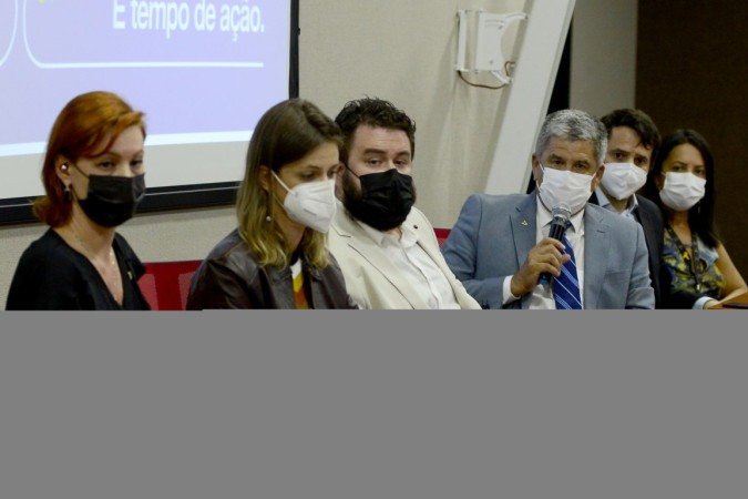  02/12/2021. Cr..dito: Marcelo Ferreira/CB/D.A Press. Brasil. Brasilia - DF. Coletiva na Secretaria de Sa..de do DF, sobre os casos da nova variante da Covid-19.
    