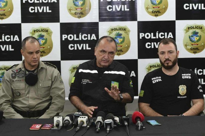  04/12/2021. Crédito: Ed Alves/CB/DA.Press. Brasil. Brasília - DF. Cidades. Wanderson é suspeito de ter matado a facadas, no último domingo (28/11), a namorada grávida de quatro meses, a enteada, de 2 anos e 9 meses, e um fazendeiro, de 73 anos, com um tiro na cabeça, em Corumbá de Goiás. A ficha criminal do autor incluem tentativa de feminicídio, latrocínio (roubo seguido de morte) e homicídio
      